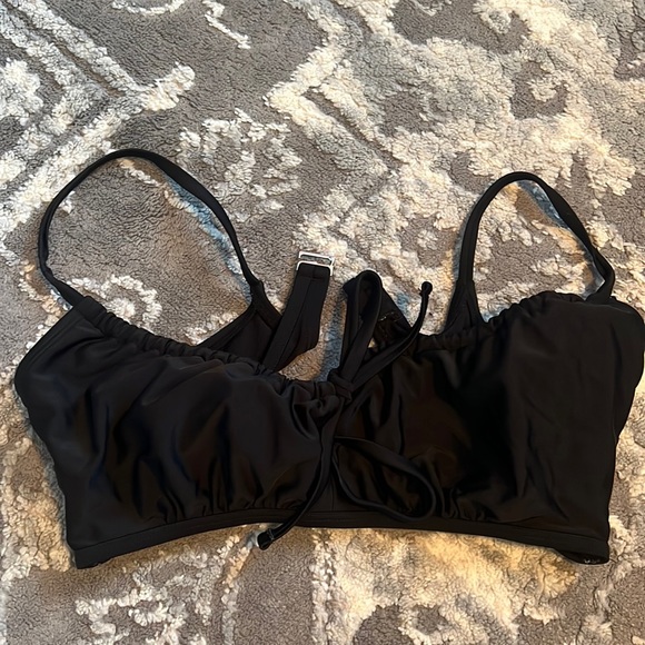 Bikini top - Picture 1 of 1